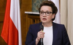 Reforma edukacji. Zalewska: Koniec gimnazjów, będą 8-letnie szkoły podstawowe, 4-letnie licea i 5-letnie technika