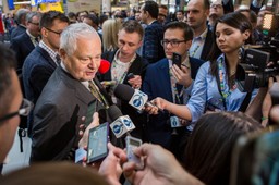 Zarobki w NBP mają być jawne. PiS złożyło projekt ustawy