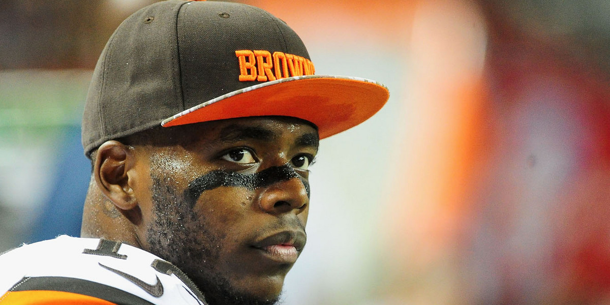 Browns announce wide receiver Josh Gordon is entering rehab, and he may miss his second straight season