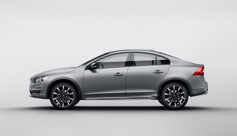 Terenowy sedan Volvo S60 Cross Country