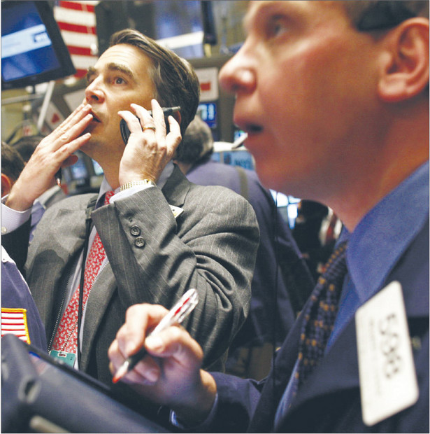 Na rynkach panuje niepewność, ale notowania są jeszcze stosunkowo stabilne Fot. Reuters/Forum
