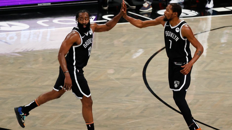 James Harden i Kevin Durant (z prawej), 18.01.2021 r. 