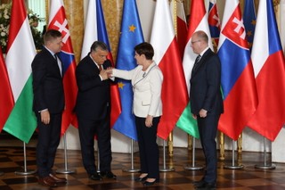 Premierzy krajów V4 i Beneluksu rozmawiali w Warszawie m.in. o przyszłości UE
