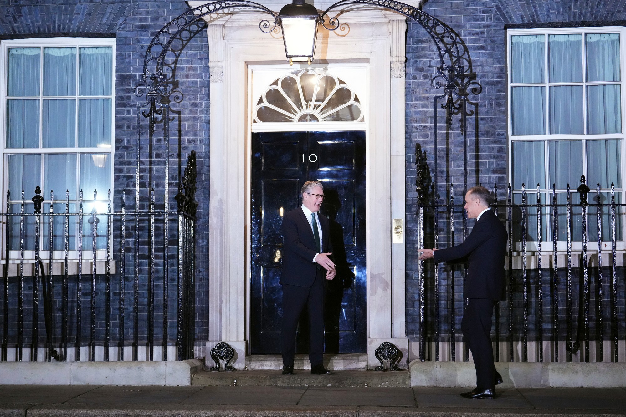 Kanadský premiér Mark Carney sa stretol s britským kráľom Karolom III. 