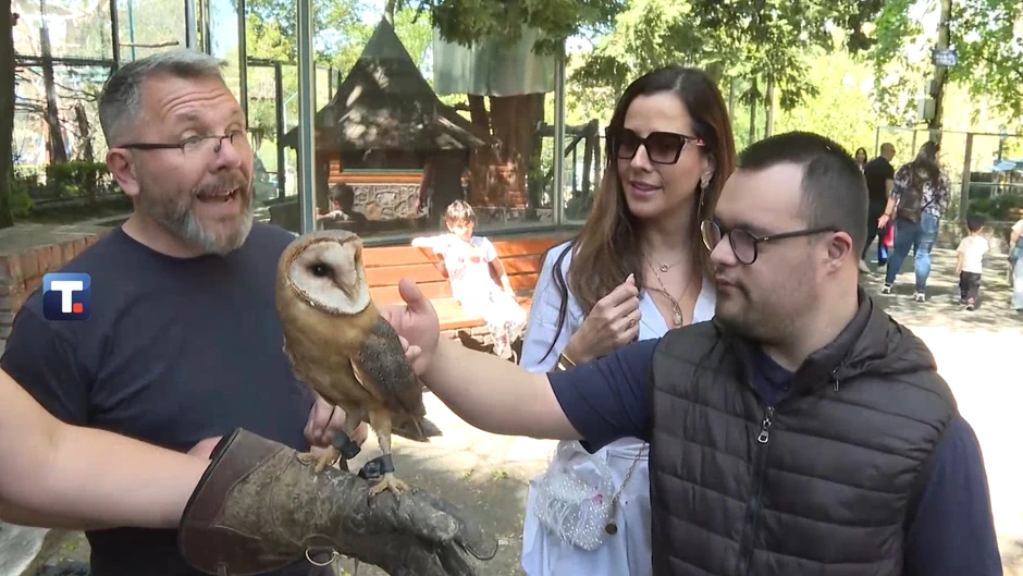 Tamara Vučić sa osobama sa Daunovim sindromom u Zoo vrtu