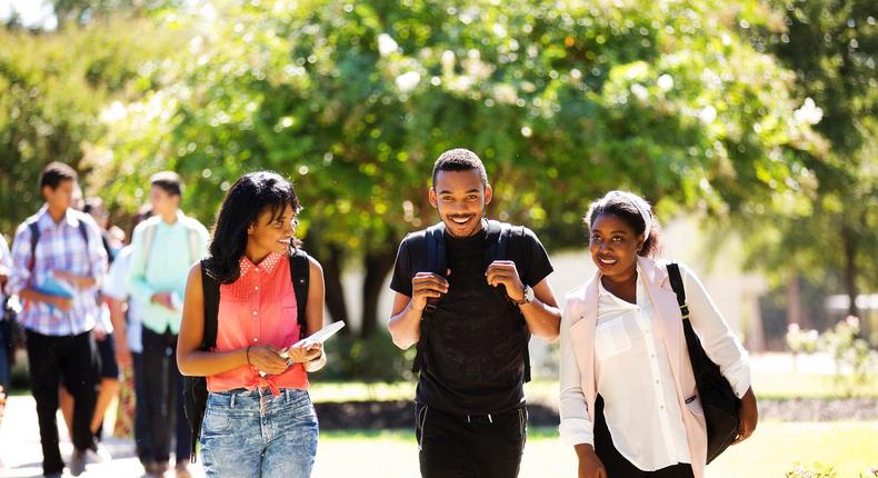 Students who let the university pass through them enjoy more campus life benefits