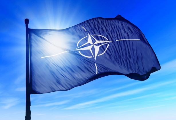 Flaga NATO
