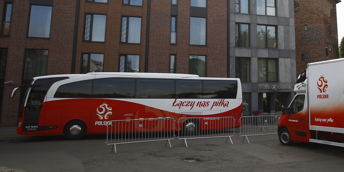 Reprezentacja Polski poznała hasło, które pojawi się na jej autokarze