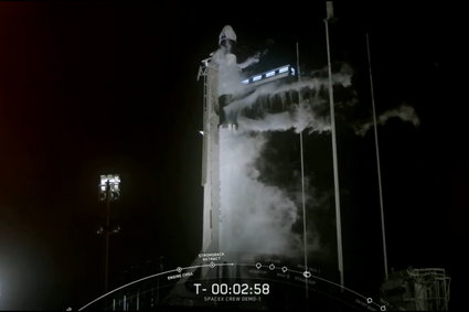 Udało się! Dragon - pierwszy załogowy statek SpaceX - dotarł na orbitę
