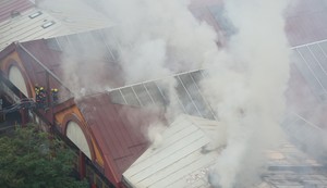 Ogroman požar u tržnom centru na Novom Beogradu