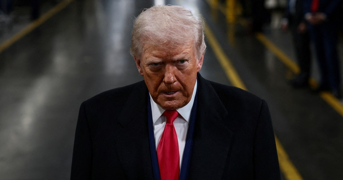 "Bo Trump lubi szybko, tanio i łatwo". Tak może wyglądać atak USA na Iran [ANALIZA]