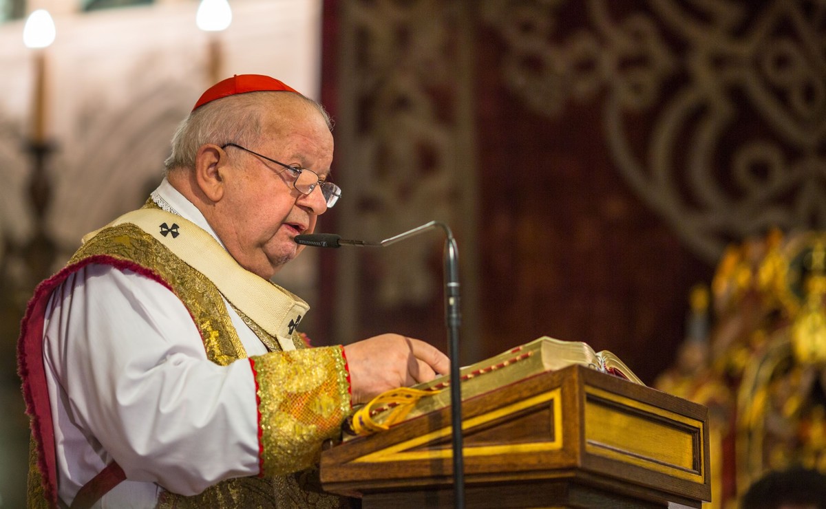 Adwokat kard. Dziwisza odpowiada na medialne oskarżenia. "To wymysł. Celem jest Karol Wojtyła"