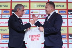 Santos nie był "pewniakiem"? Portugalskie media: W grze był też inny trener...