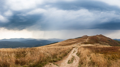 Bieszczady: mgły i śliskie szlaki