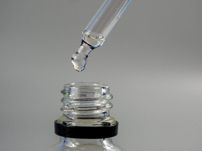 Da li mogu retinol i niacinamid da se koriste zajedno?