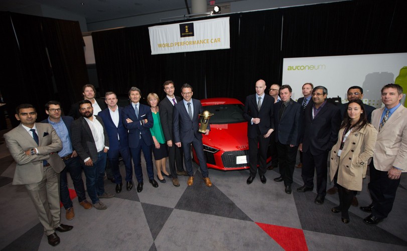 Audi R8 coupe i jurorzy World Car of the Year