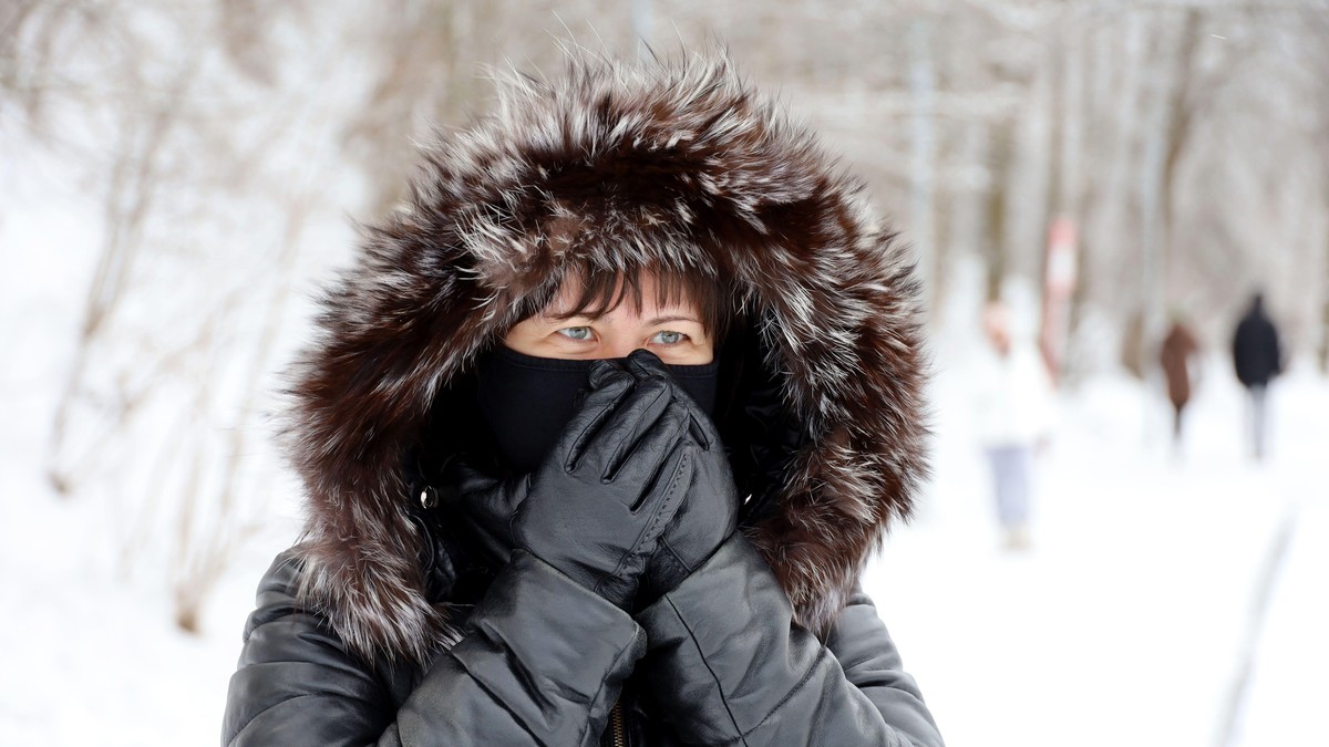 Kapuljača sa krznom ne nosi se ovako, pogledajte kako je ispravno