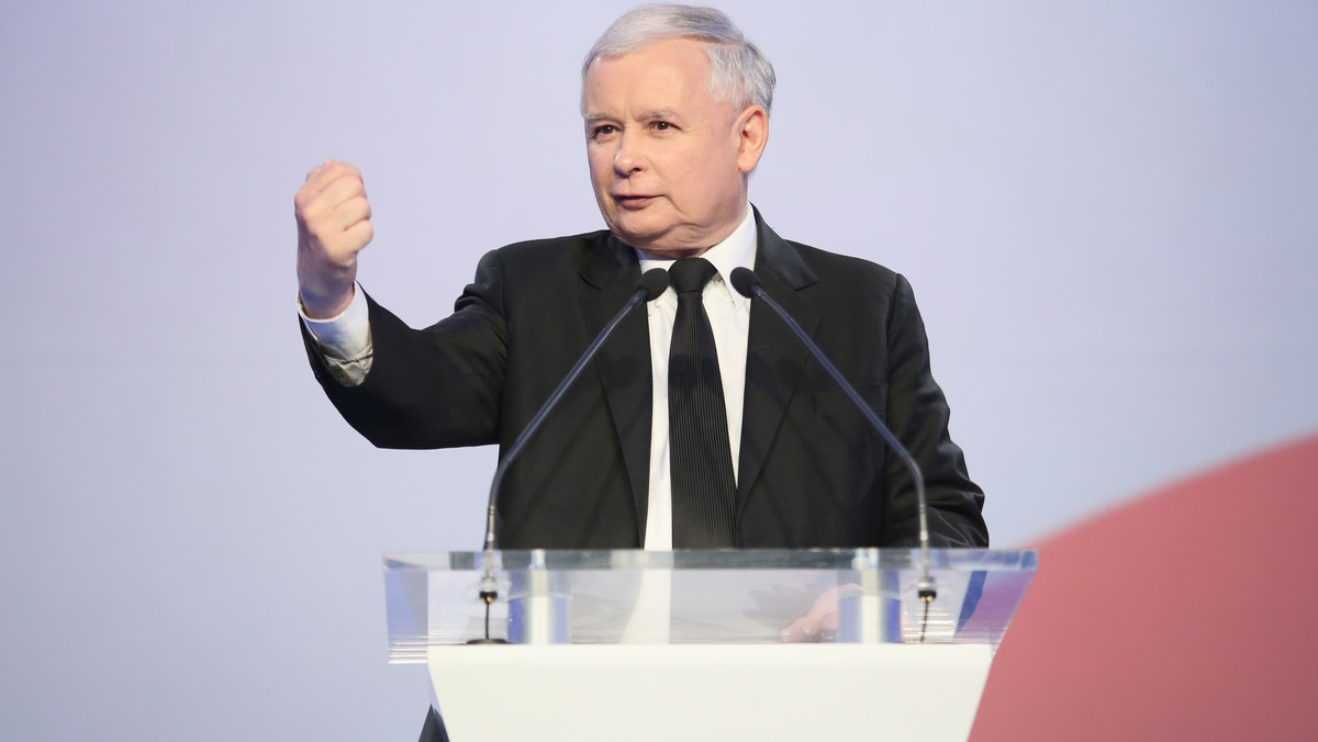 - Podstawą funkcjonowania władzy w Polsce powinien być patriotyzm gospodarczy, rozumiany jako obrona interesów polskich przedsiębiorców i pracowników - powiedział prezes PiS Jarosław Kaczyński na konferencji prasowej w Dębicy na Podkarpaciu.