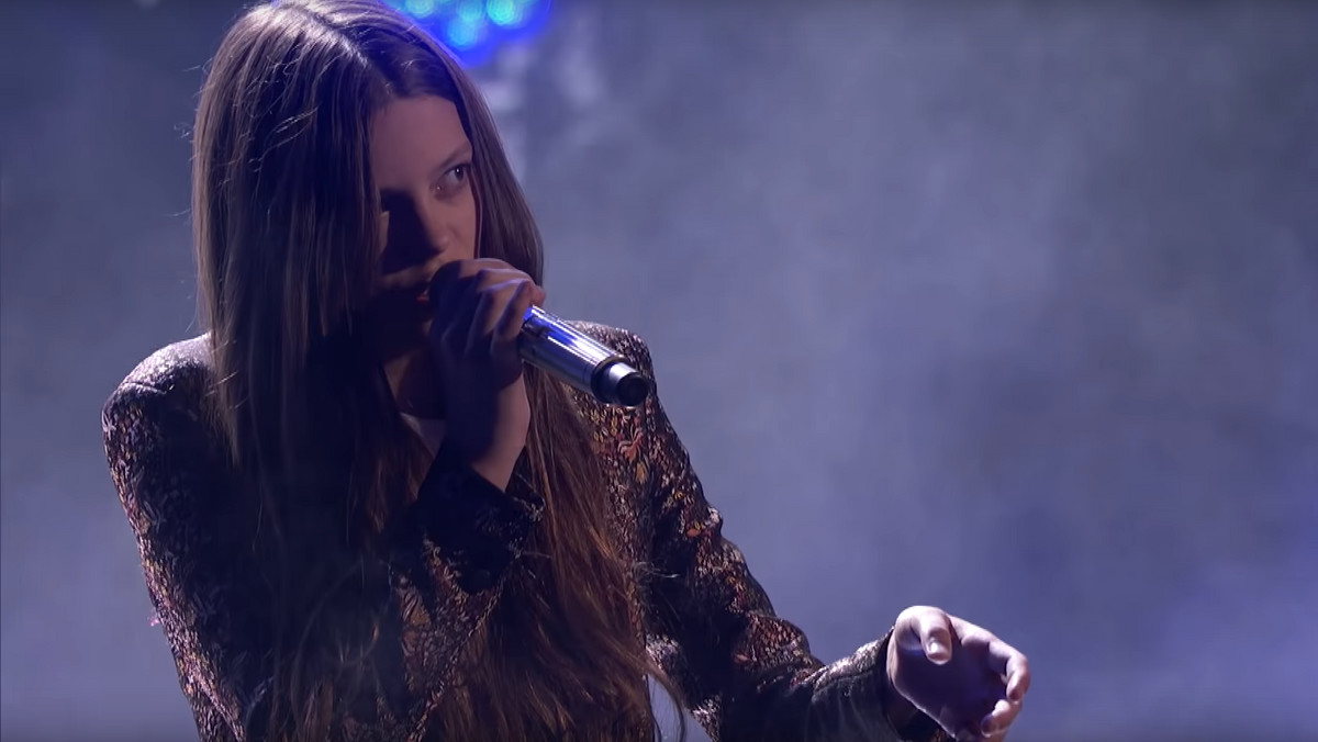 Courtney Hadwin jest o krok od wygrania amerykańskiego "Mam talent". Nieśmiała nastolatka z małej angielskiej wioski Hesleden w hrabstwie Durham po raz kolejny eksplodowała na scenie. Tym razem zaskoczyła jurorów wykonaniem "River Deep – Mountain High" Tiny Turner.