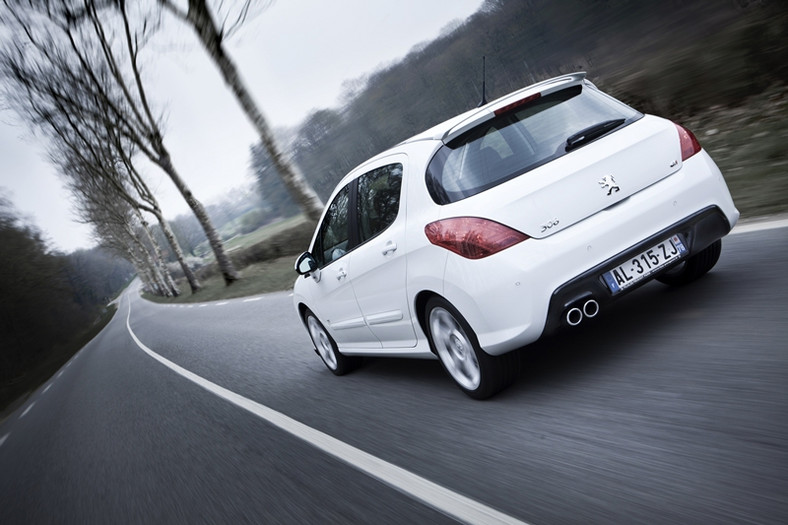 Peugeot 308 GTi nadjeżdża, a miało go w ogóle nie być