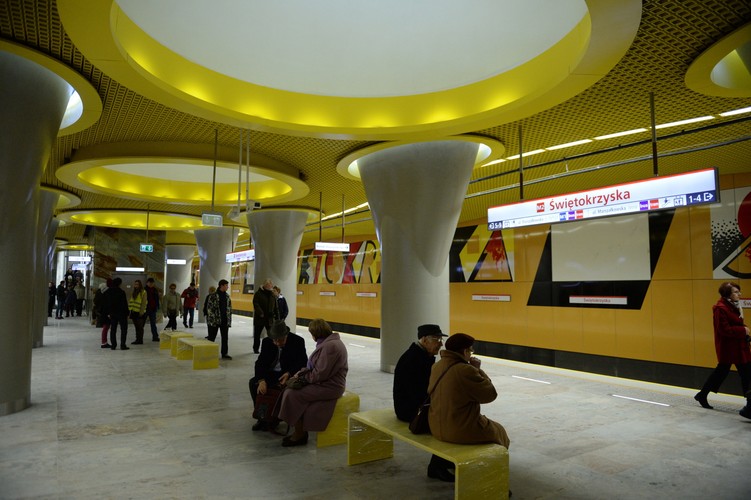Stacje drugiej linii metra w Warszawie