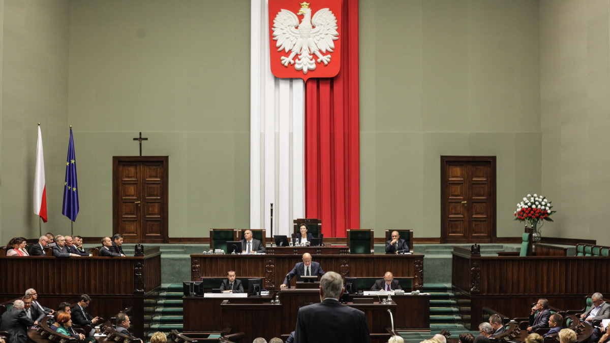 Szef Komisji Finansów Publicznych Dariusz Rosati podczas wystąpienia w Sejmie w sprawie nowelizacji budżetu powiedział, że dobrym pomysłem byłoby powołanie Rady Polityki Fiskalnej.
