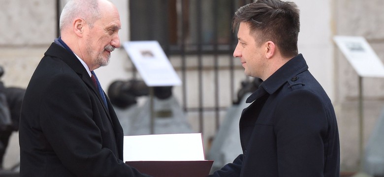 Gdyby nie Macierewicz, Dworczyk trafiłby do aresztu. "Wprost" o nieznanych faktach z przeszłości wiceszefa i szefa MON