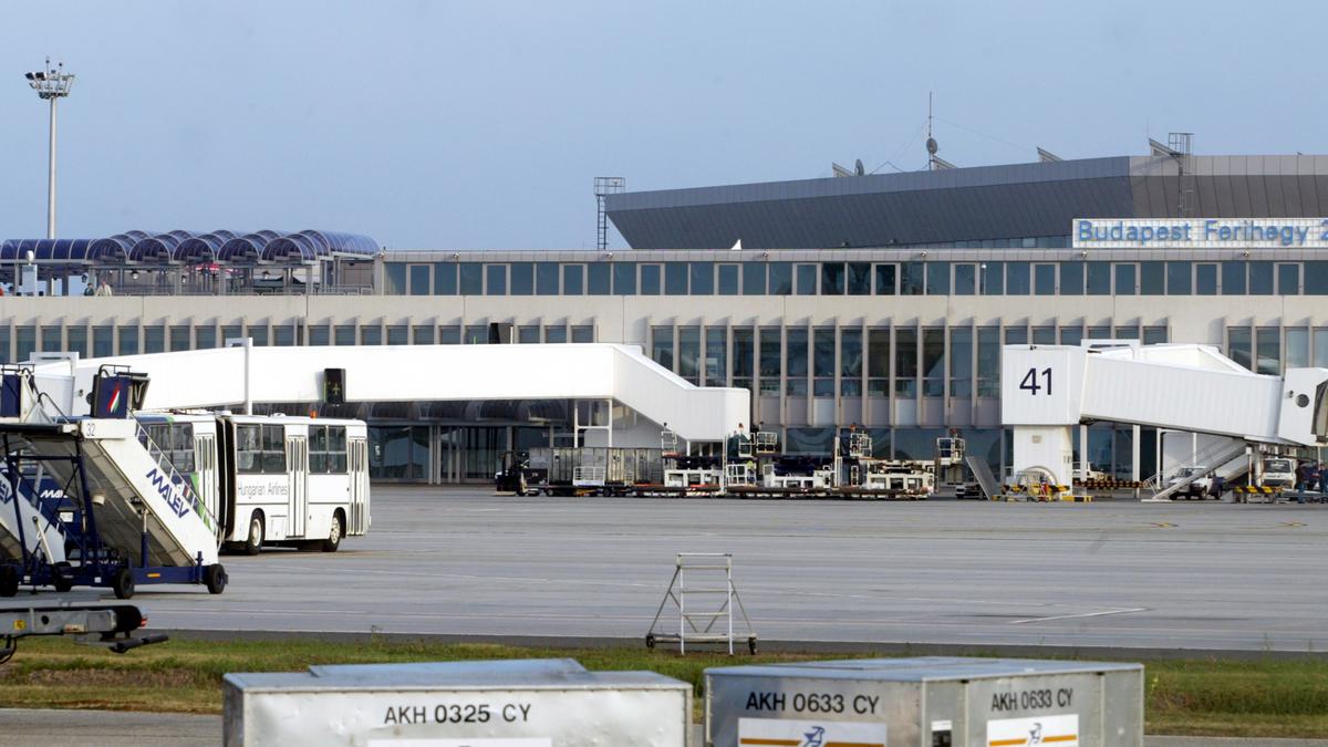 72 éves a Budapest List Ferenc Nemzetközi Repülőtér - Blikk