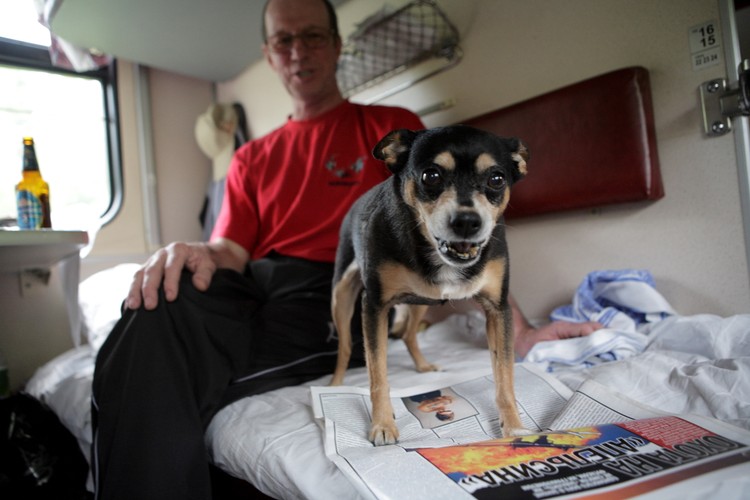 Koleją transsyberyjską podróżują nie tylko ludzie