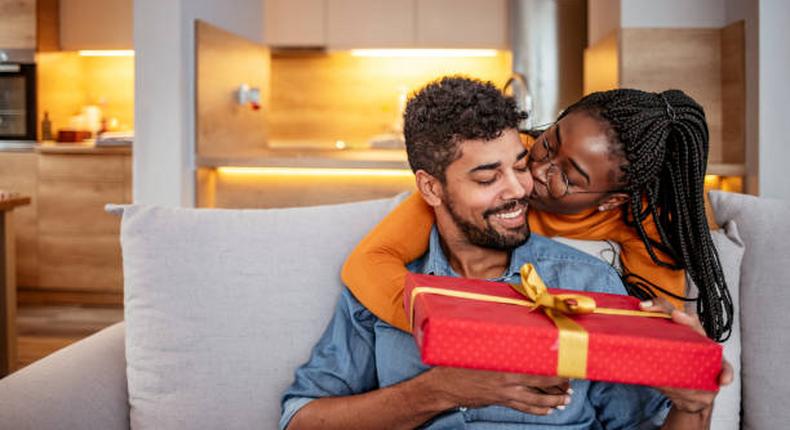 4 ways to make your boyfriend happy this Christmas[gettyimages]