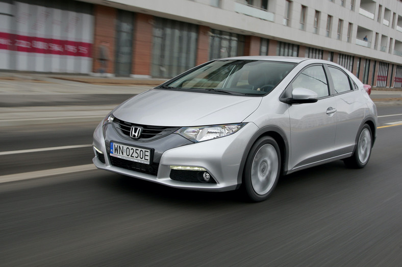  Honda Civic IX (2011-17)