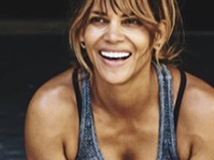 Végre tudjuk, Halle Berry hogyan tartja magát tökéletes formában