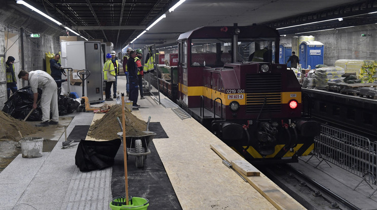 Folytatódik az M3 metró felújítása / Fotó: MTI/Máthé Zoltán