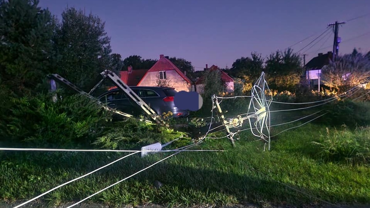 Ściął słupy energetyczne i uciekł. Przewody leżały na ziemi