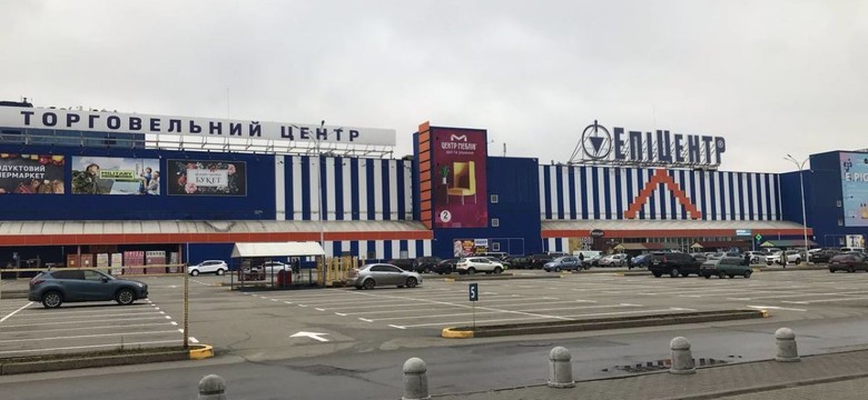 Rosjanie weszli do centrów handlowych. Pracownicy dostali propozycję
