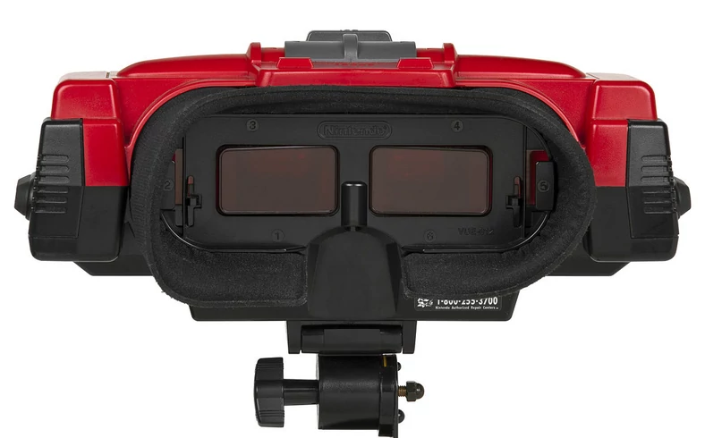 Jedną z prób był Virtual Boy, konsola koncernu Nintendo składająca się z pada i gogli VR.