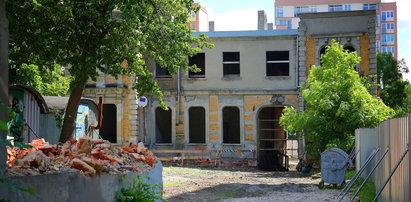 Budowa domu wielopokoleniowego opóźniona o osiem miesięcy