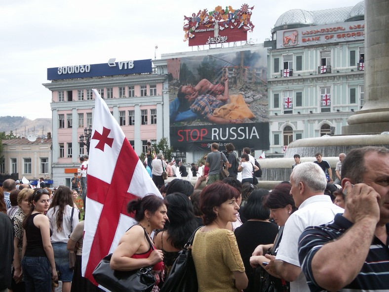 Sierpień 2008 r. Demonstracja antyrosyjska w Tbilisi