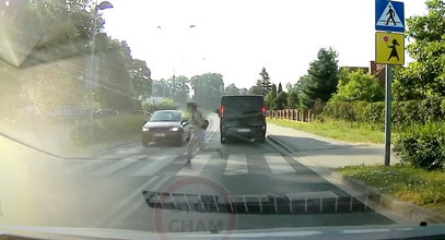 Odwieźli dziewczynkę do szkoły i wysadzili na pasach. Wtedy nadjechało rozpędzone auto...