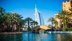 Polacy znowu latają do Dubaju. W każdym samolocie nawet po stu pasażerów