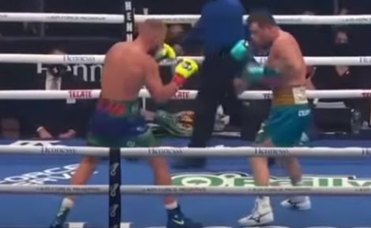 Alvarez -Saunders