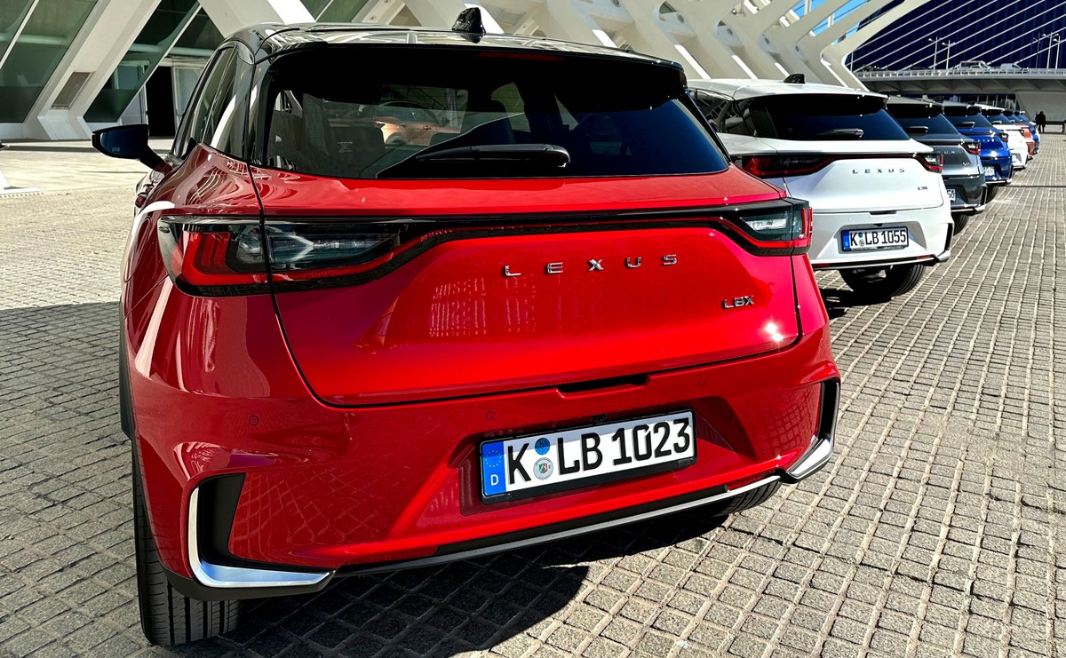 Lexus LBX to najtańszy SUV japońskiej marki w Polsce