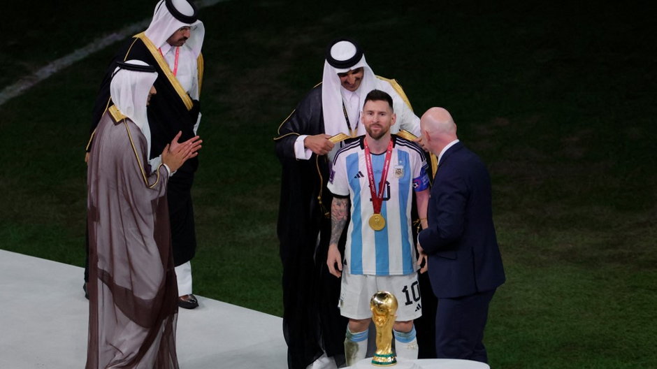 Lionel Messi i emir Kataru po finale mundialu