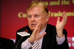 Robert Mundell: Słowacja i Słowenia są w euro i raczej im to nie zaszkodziło