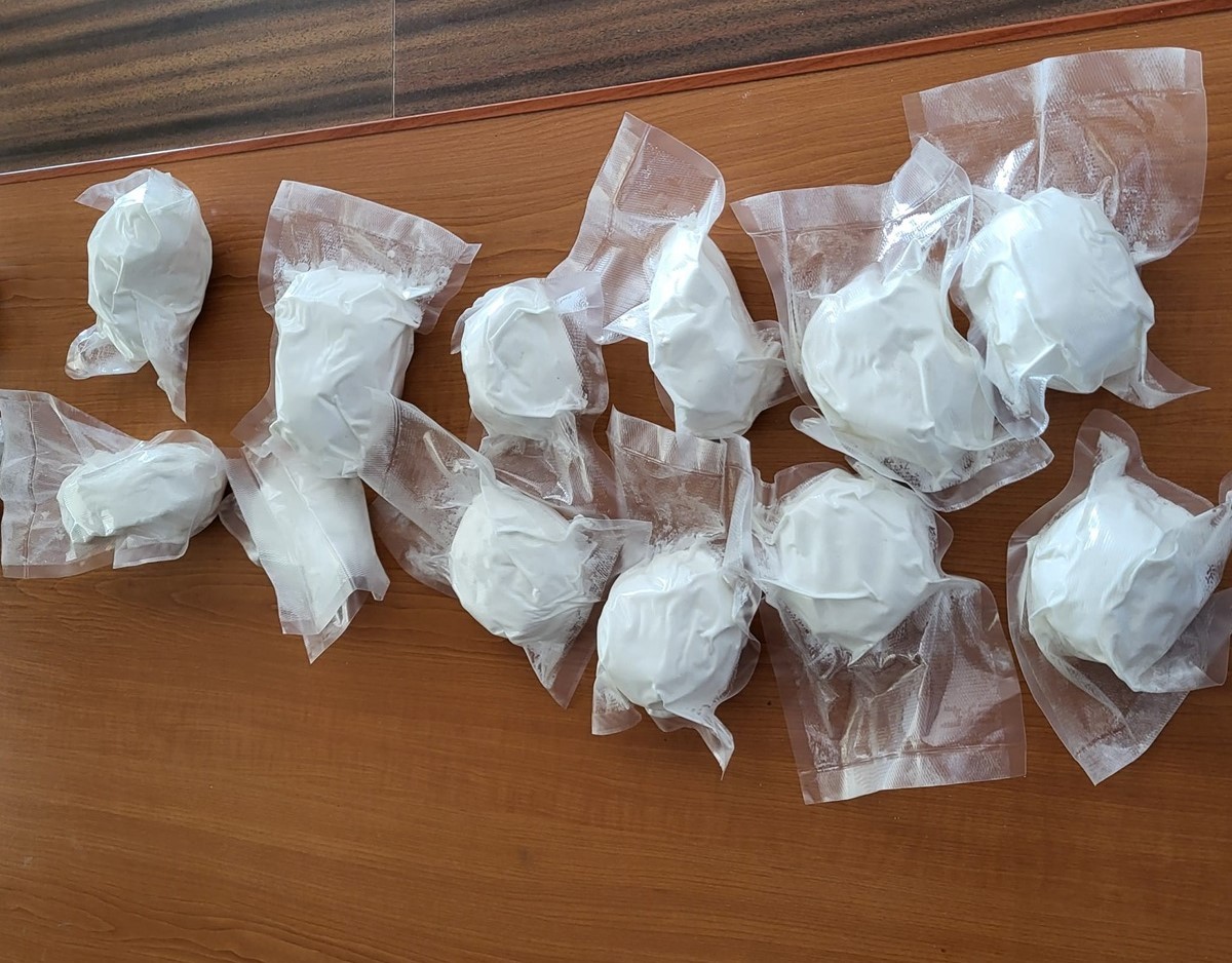 Trzymał narkotyki w... piwnicy. Policja doliczyła się łącznie ponad 4 kilogramów