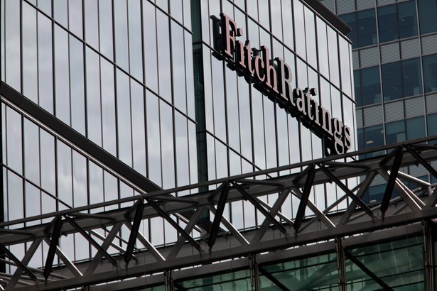 Fitch Ratings negatywnie o podatku bankowym