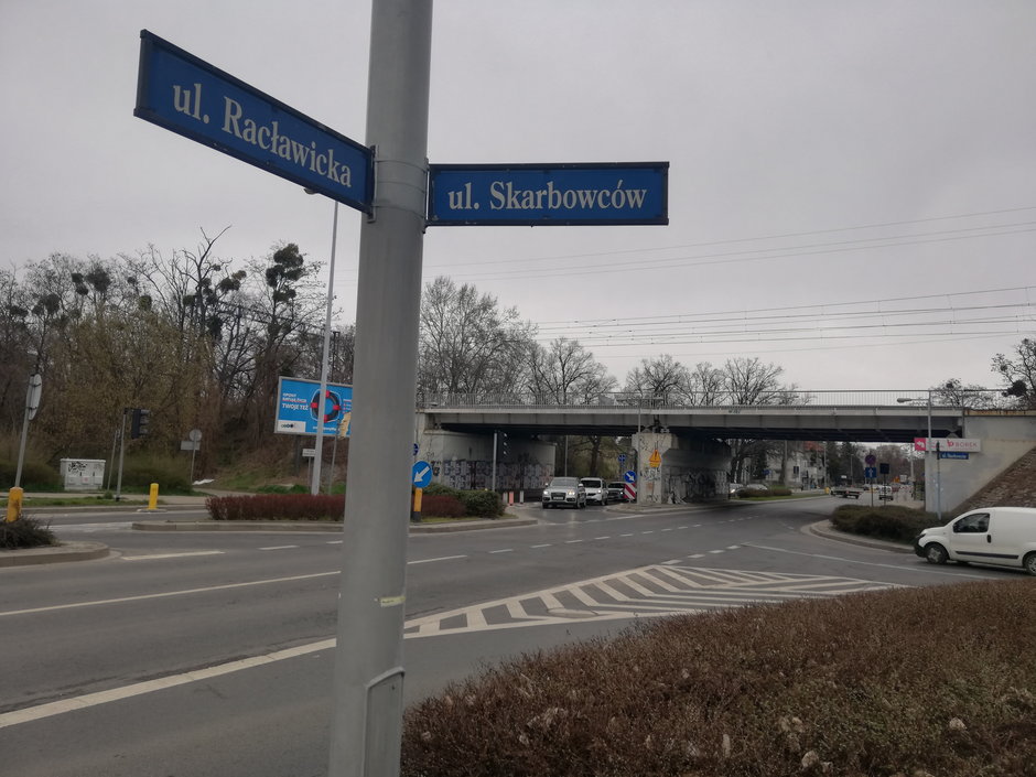 Przebudowane zostaną m.in. okolice skrzyżowania Racławickiej i Skarbowców