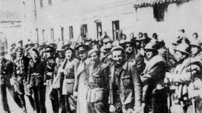 Dąbrowszczacy po bitwie pod Guadalajarą.