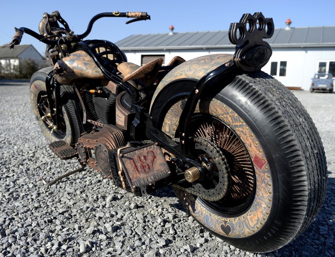 Wytatuowany 'Recydywista'