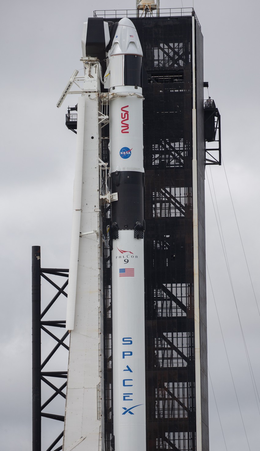 Raketa "Falkon 9" kompanije "SpejsX" u Kejp Kanaveralu na Floridi 2020.